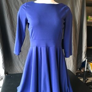 41 Hawthorn - blue dress